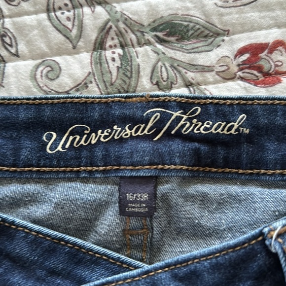 Universal thread jeans - Picture 3 of 3